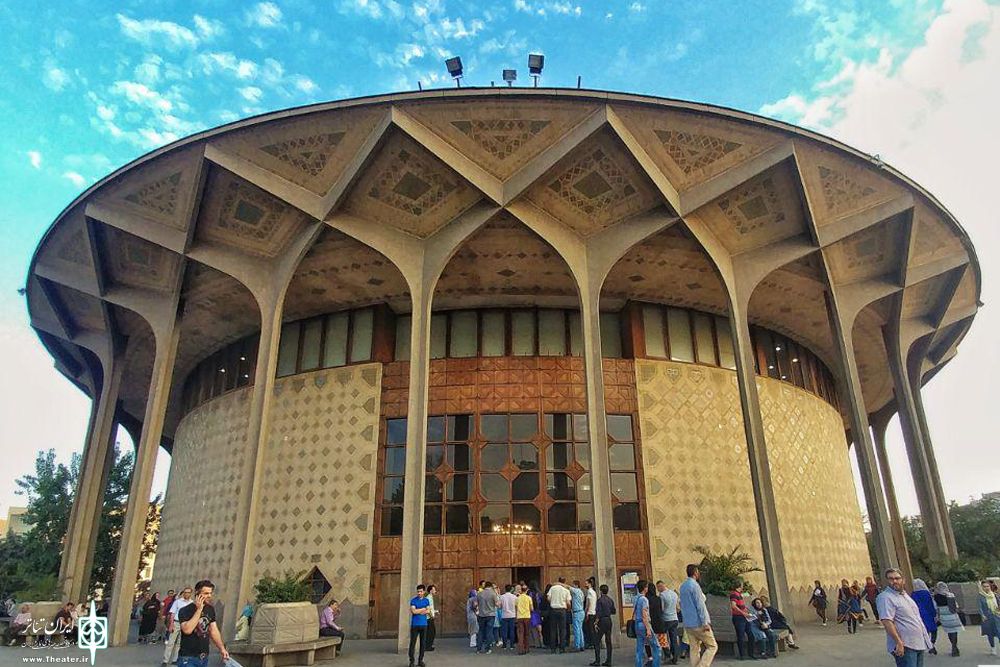  بی دفاع‌تر از همیشه دریک نزاع خیابانی